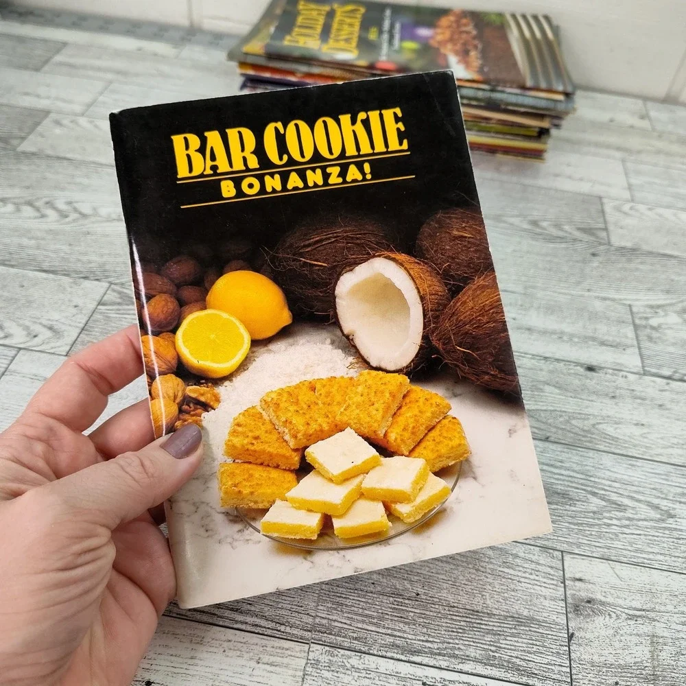 Bar Cookie Bonanza Cookbook Booklet 1982 Recipes Bake Sale Nostalgia Retro Charm